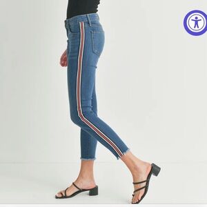 JUST BLACK DENIM Skinny Stripe w/ Frayed Hem Jean. Size 24